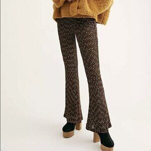 🌟 Free People New Party Pull-On Flare Pants 🌟